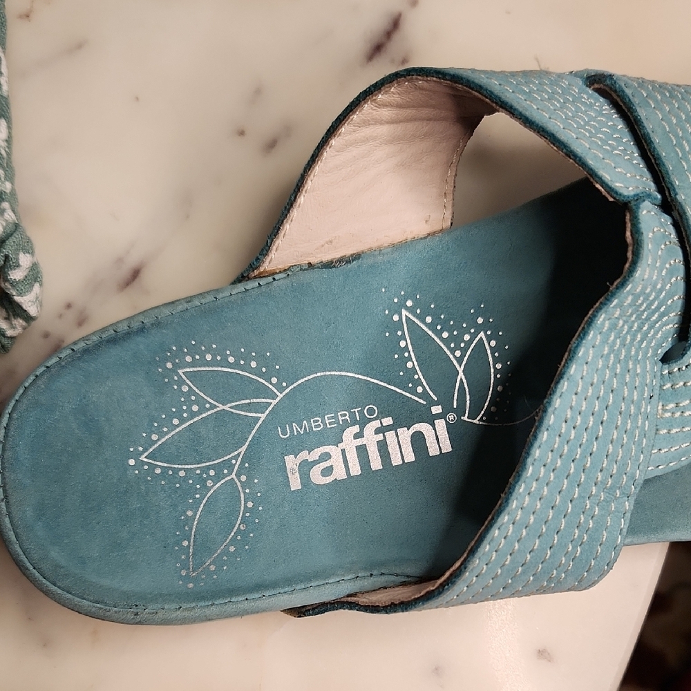 Umberto Raffini Teal Suede Thong Sandals with Contrast Stitching - Picture 2 of 8
